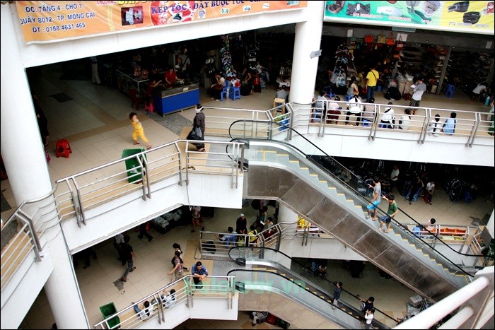 Mong Cai border market - ảnh 2